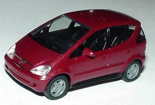 Foto 1:87 Mercedes-Benz A-Klasse Facelift dunkelrot-met. herpa 033107