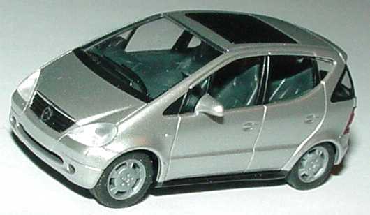 Foto 1:87 Mercedes-Benz A-Klasse (W168) mit Faltdach silbermet., IA dunkelgrau herpa 032384