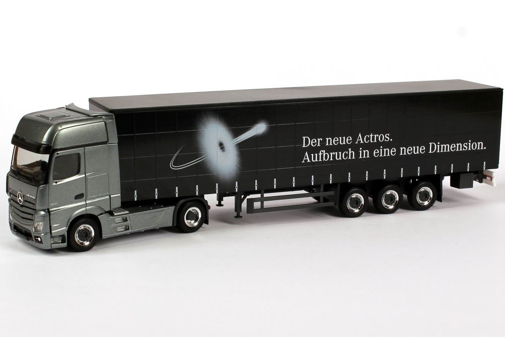 Foto 1:87 Mercedes-Benz Actros 2 Megaspace GpSzg 2/3 Aufbruch in eine neue Dimension Werbemodell herpa B66004082