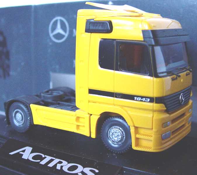 Foto 1:87 Mercedes-Benz Actros LH Fv Cv 2a Szgm gelb Werbemodell Wiking