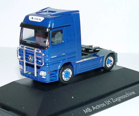 Foto 1:87 Mercedes-Benz Actros LH MP2 Fv Cv 2a Szgm blau-met. herpa 110280