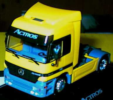 Foto 1:87 Mercedes-Benz Actros L Fv Cv 2a Szgm gelb Werbemodell herpa B66000114