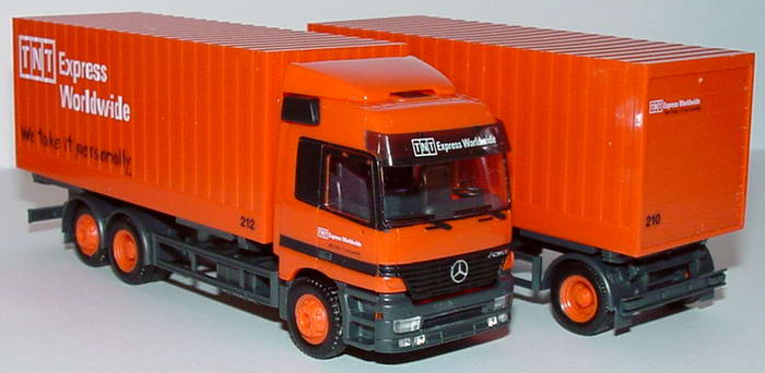 Foto 1:87 Mercedes-Benz Actros L Fv WKoHgz 3/2 TNT Express Worldwide, We take it personally herpa 144278