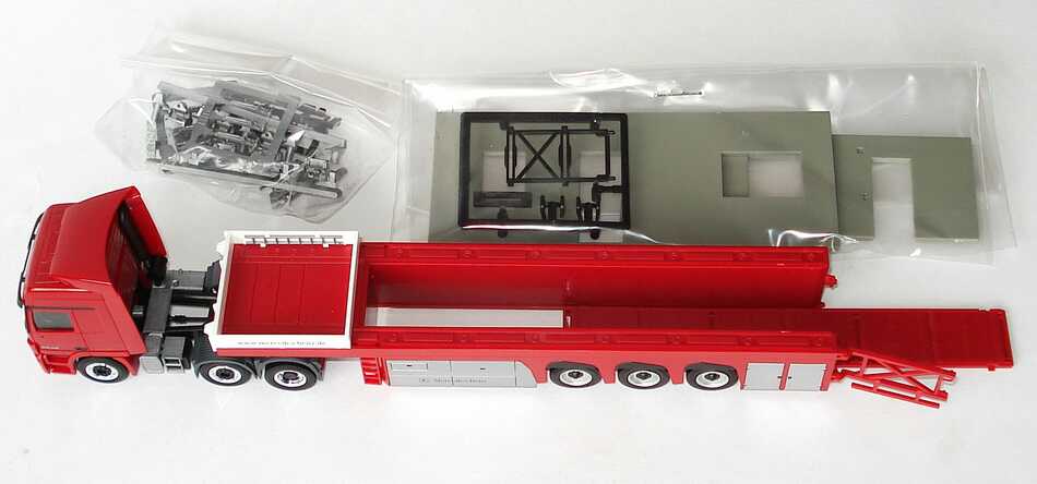 Foto 1:87 Mercedes-Benz Actros L MP3 Betonteiletransporter-Szg 3/3 rot Werbemodell herpa B66007809
