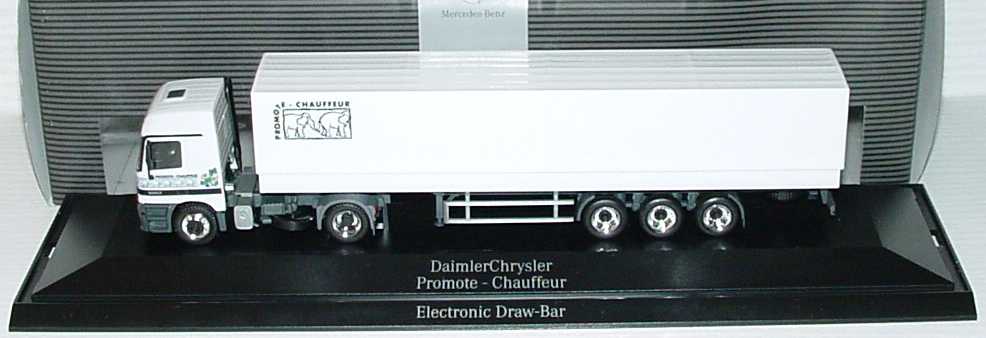 Foto 1:87 Mercedes-Benz Actros L PPSzg 2/3 Promote Chauffeur Werbemodell herpa B66000283