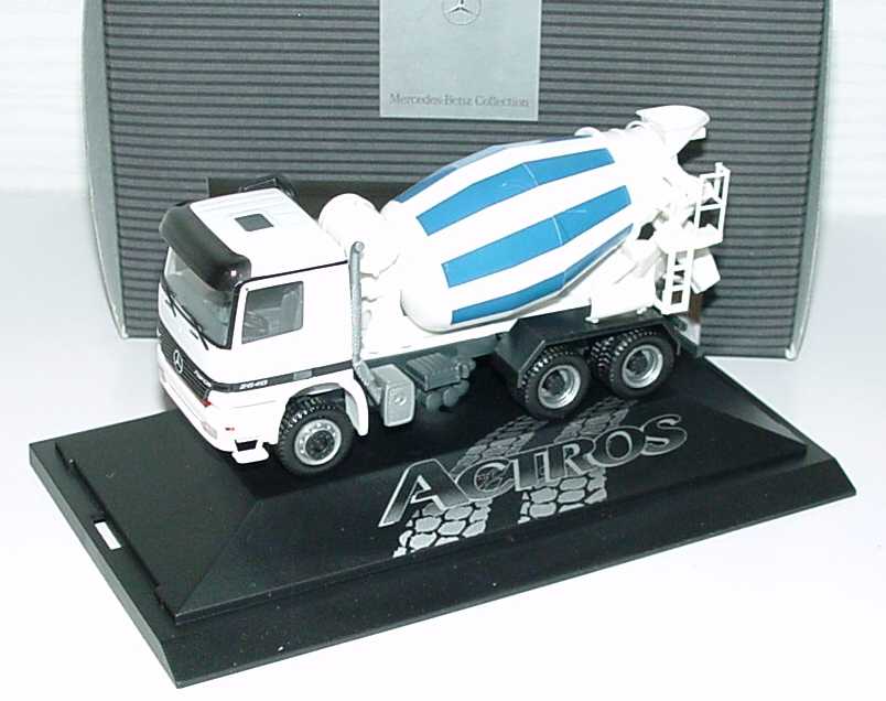 Foto 1:87 Mercedes-Benz Actros M 3a Betonmischer weiß/blau Werbemodell herpa B66000132