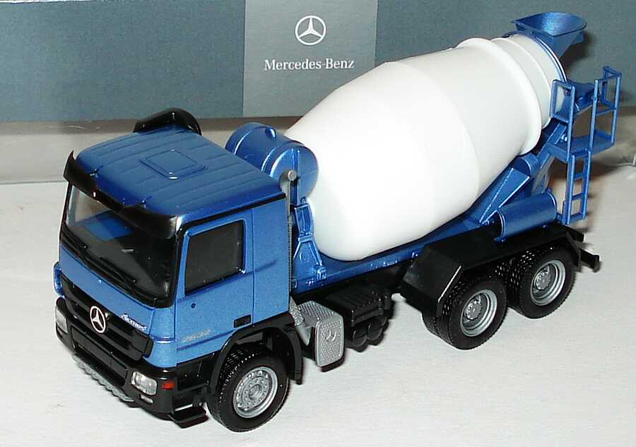 Foto 1:87 Mercedes-Benz Actros M MP3 3a Betonmischer blau-met. / grauweiß Werbemodell herpa B66000827