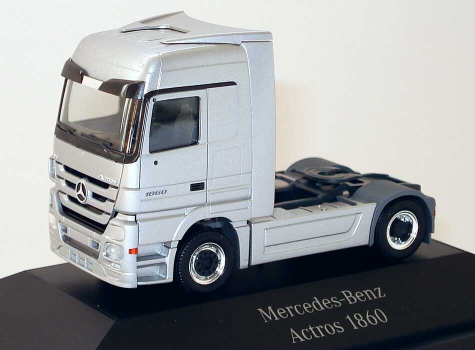 Foto 1:87 Mercedes-Benz Actros Megaspace MP3 2a Szgm perlsilber-met. Actros 1860 Werbemodell herpa B66000829