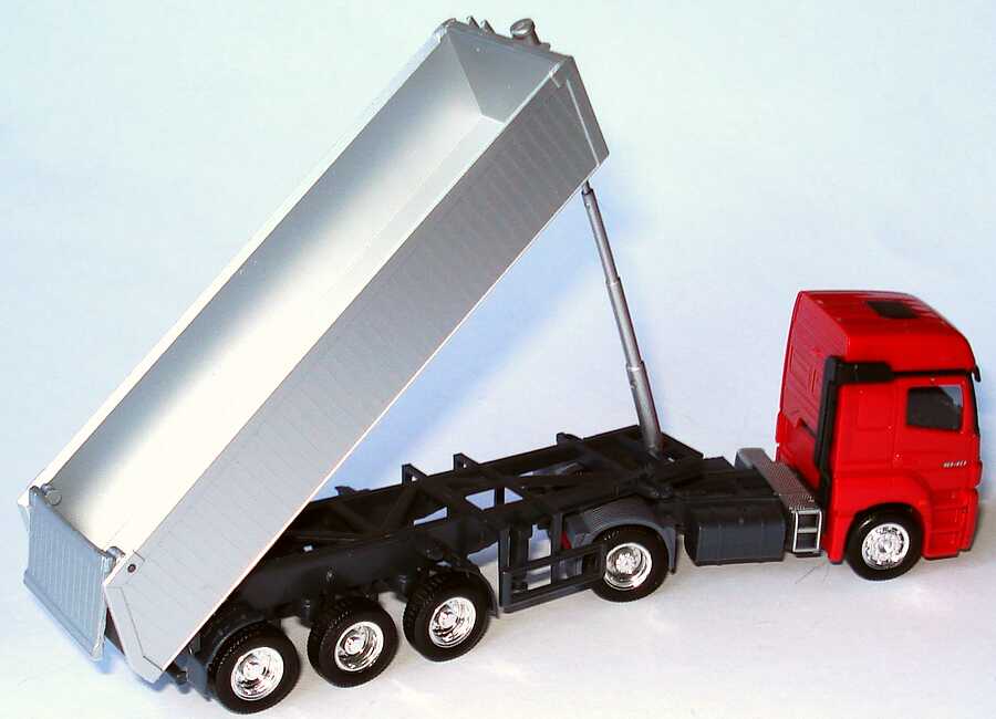 Foto 1:87 Mercedes-Benz Axor LH Facelift KippSzg 2/3 rot/silber Werbemodell herpa B66000679