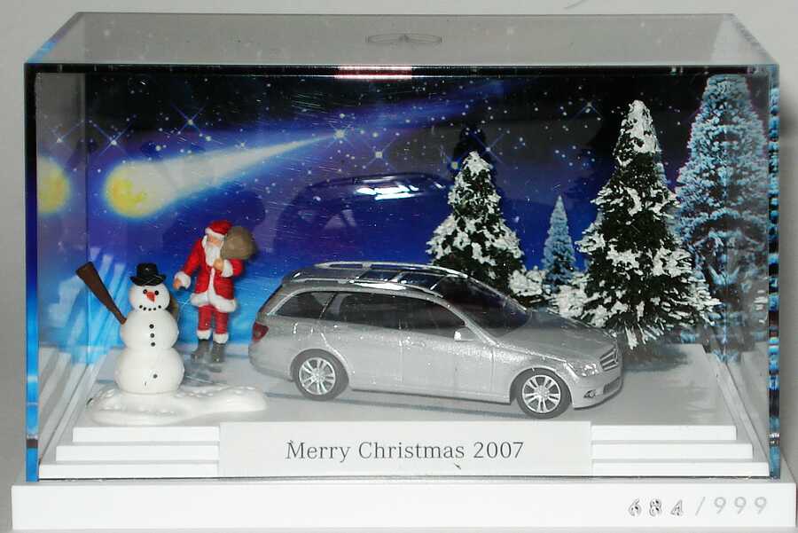 Foto 1:87 Mercedes-Benz C-Klasse T-Modell Avantgarde (S204) iridiumsilbermet., Minidiorama Merry Christmas 2007 Werbemodell Busch B66962403