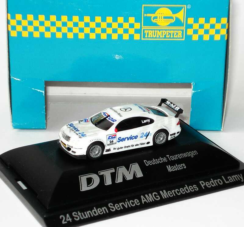 Foto 1:87 Mercedes-Benz CLK DTM 2000 AMG, Service 24h Nr.24, Pedro Lamy Trumpeter mcs3026p
