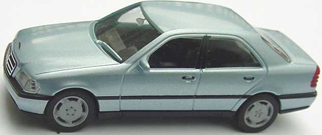 Foto 1:87 Mercedes-Benz C 220 (W202) perlblau-met. herpa 031400