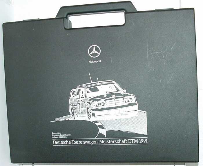 Foto 1:87 Mercedes-Benz Deutsche Tourenwagen Meisterschaft DTM 1991 (5x MB 190 Evo II, 1x Renntransporter, 1x Magazin in Kunststoffkoffer, Auflage 500 Stück) herpa