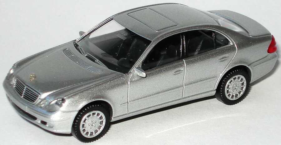 Foto 1:87 Mercedes-Benz E-Klasse (W211) brillantsilber-met. (ohne PC-Box) Wiking B66961332