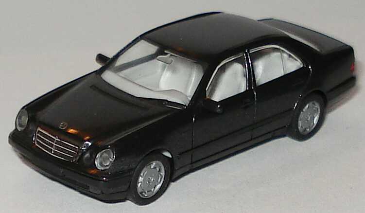 Foto 1:87 Mercedes-Benz E 280 (W210) anthrazit-met. herpa 031813