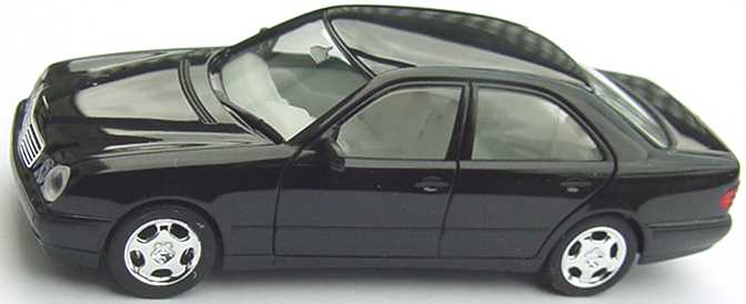 Foto 1:87 Mercedes-Benz E 320 Facelift (W210) schwarz, Felgen verchromt herpa 188814