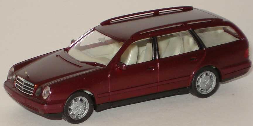Foto 1:87 Mercedes-Benz E 320 Touring (S210) dunkelweinrot-met. herpa 032117