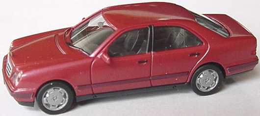 Foto 1:87 Mercedes-Benz E 320 (W210) almadinrot-met. herpa 031813