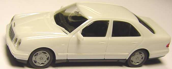 Foto 1:87 Mercedes-Benz E 320 (W210) weiß, ! grauer Grill ! herpa 021814