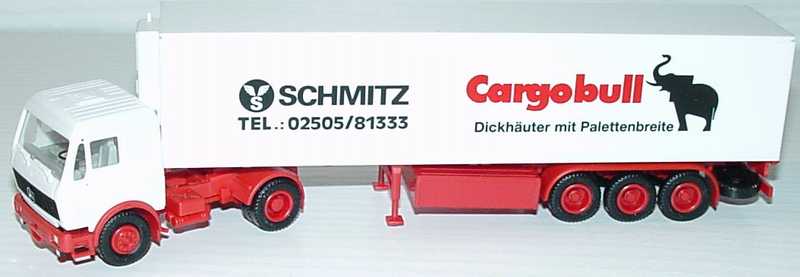 Foto 1:87 Mercedes-Benz KükoSzg 2/3 Schmitz Cargobull - Dickhäuter mit Palettenbreite herpa