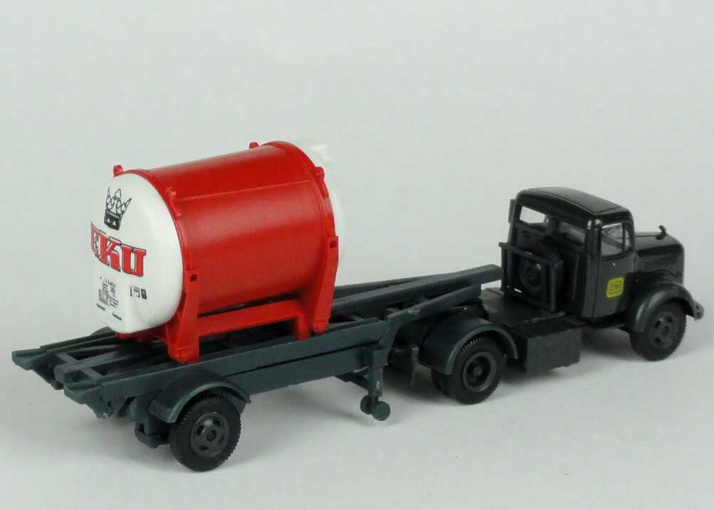 Foto 1:87 Mercedes-Benz L311 Szg 2/1 mit Biertank DB, EKU Albedo 115130