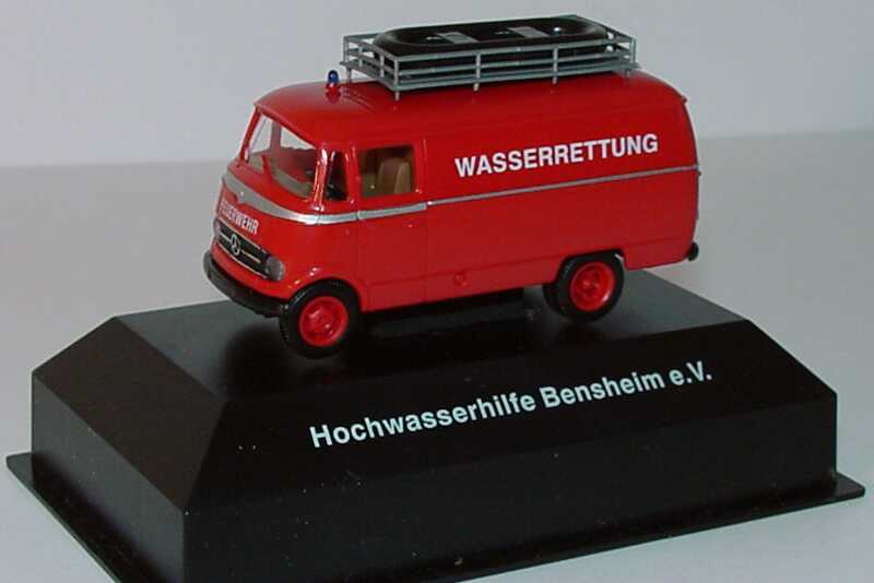 Foto 1:87 Mercedes-Benz L319 Kasten Feuerwehr Wasserrettung, Hochwasserhilfe Bensheim e. V. Brekina