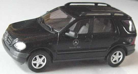 Foto 1:87 Mercedes-Benz ML 320 schwarz Mercedes-Benz Busch