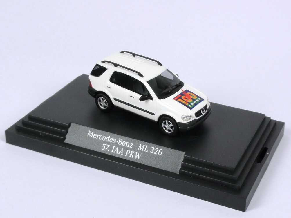 Foto 1:87 Mercedes-Benz ML 320 weiß 57. IAA PKW, 100 Jahre Automobil Werbemodell Busch