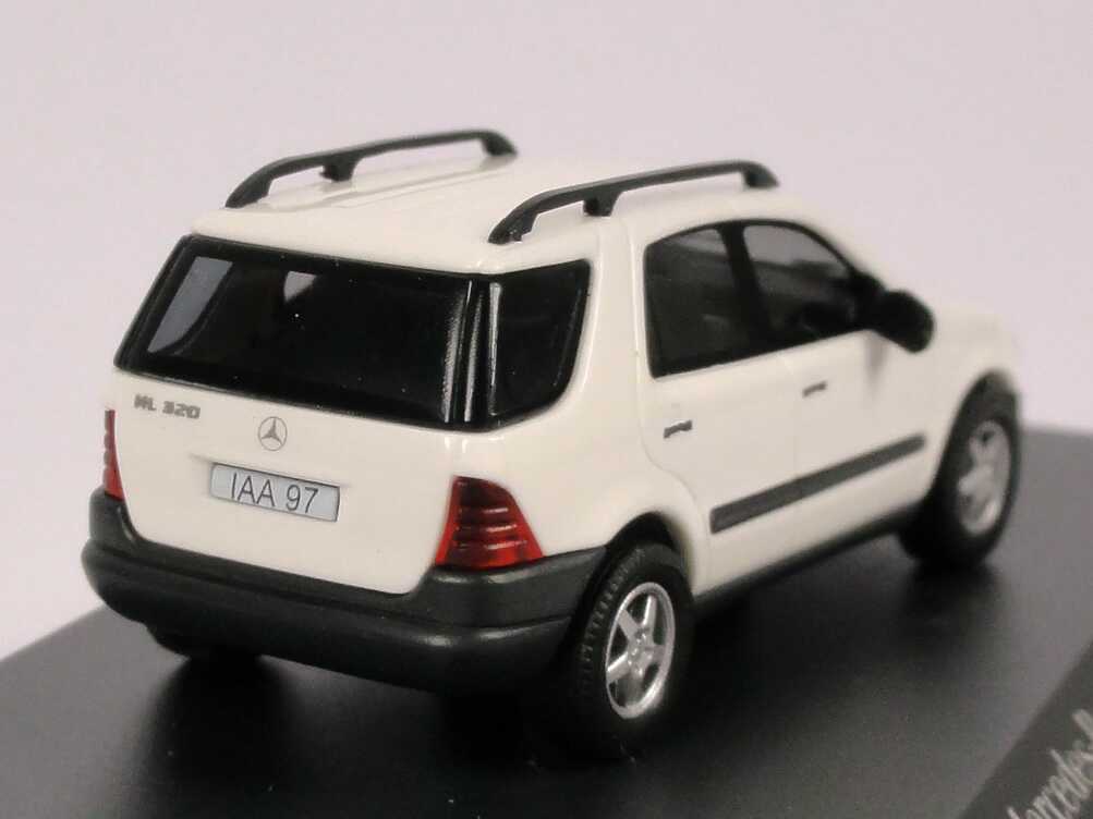 Foto 1:87 Mercedes-Benz ML 320 weiß 57. IAA PKW, 100 Jahre Automobil Werbemodell Busch