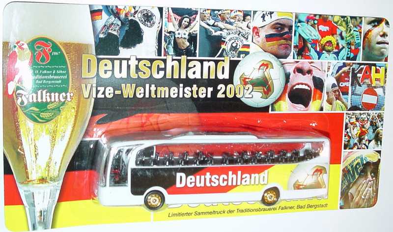 Foto 1:87 Mercedes-Benz O 580 Travego 2a  Falkner Brauerei - Deutschland - Vize-Weltmeister 2002 Gefra Werbung