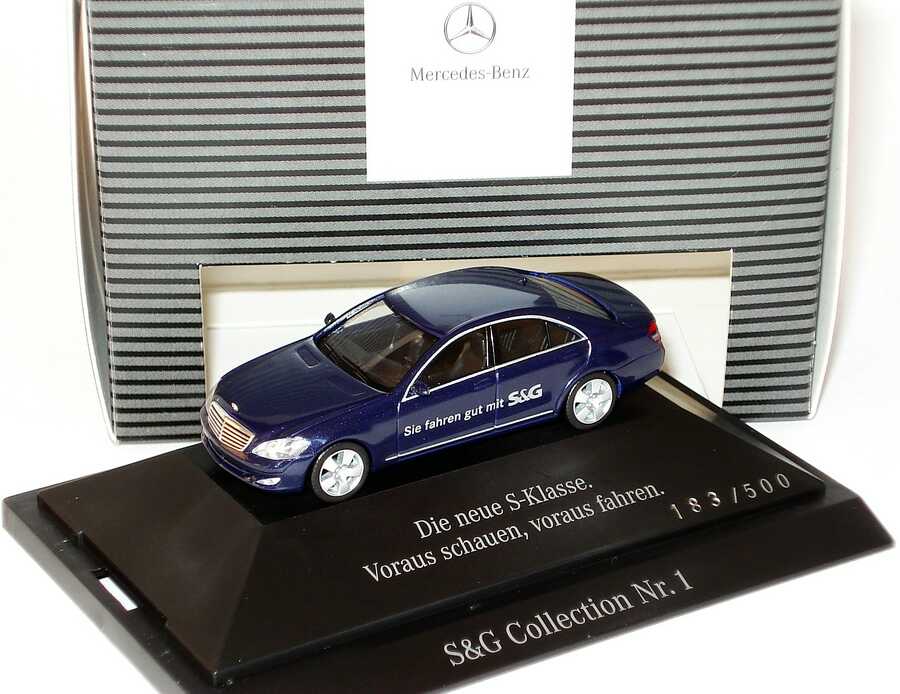Foto 1:87 Mercedes-Benz S-Klasse (W221) dunkelblau-met. Die neue S-Klasse. Voraus schauen, voraus fahren. S&G Collection Nr. 1 herpa