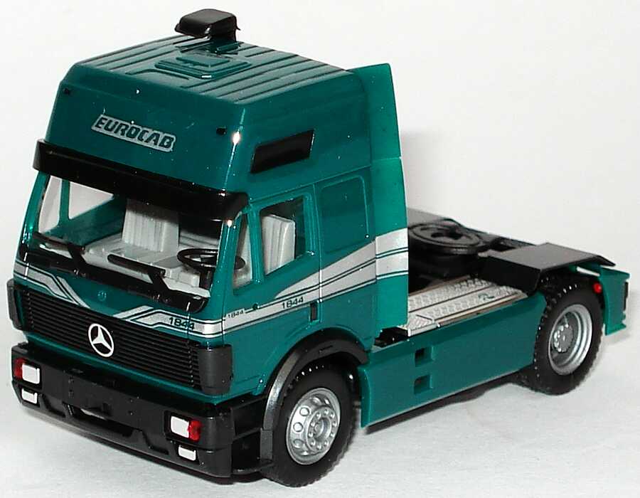 Foto 1:87 Mercedes-Benz SK Eurocab Cv 2a Szgm dunkelgrün herpa 142175