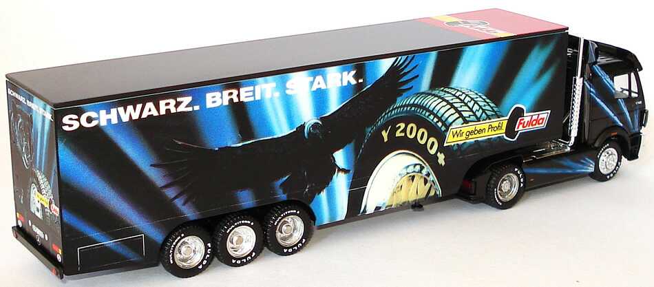 Foto 1:87 Mercedes-Benz SK Fv Cv KoSzg Cv 2/3 Fulda Promotion Truck Y 3000, Schwarz. Breit. Stark. (Fulda-Sonderkarton) herpa