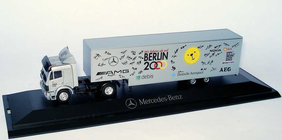 Foto 1:87 Mercedes-Benz SK Fv JuKoSzg 2/2 Renntransporter AMG Berlin 2000 herpa