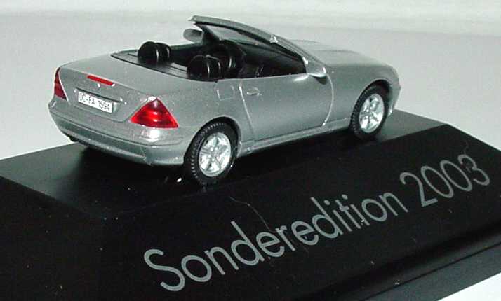 Foto 1:87 Mercedes-Benz SLK 230 (R170 MOPF) silber-met. Die Drehscheibe, Junge Gebrauchtfahrzeuge der DaimlerChrysler AG - Sonderedition 2003 Werbemodell herpa