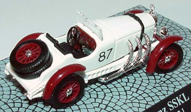Foto 1:87 Mercedes-Benz SSKL 1931 Mile Miglia, Nr.87, Rudolf Caracciola (Busch Megamodell) Busch 48303