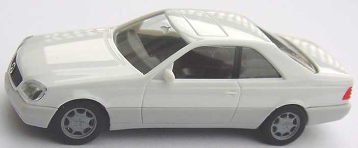 Foto 1:87 Mercedes-Benz S 600 Coupé (W140) arcticweiß herpa 021135