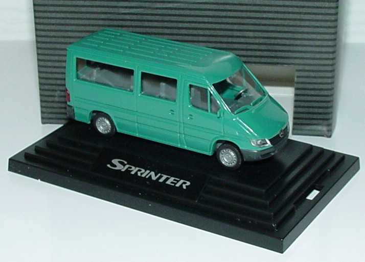 Foto 1:87 Mercedes-Benz Sprinter Facelift Bus türkis Werbemodell Wiking B67871051