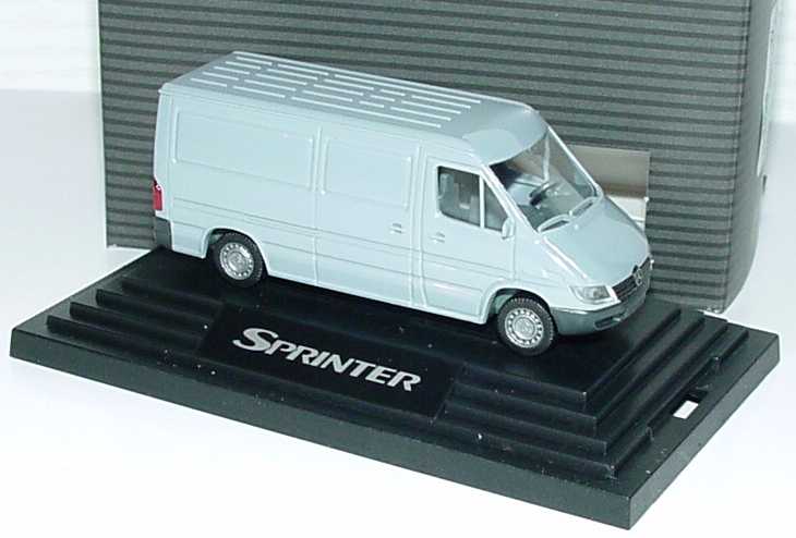 Foto 1:87 Mercedes-Benz Sprinter Facelift Kasten grau Werbemodell Wiking B67871027