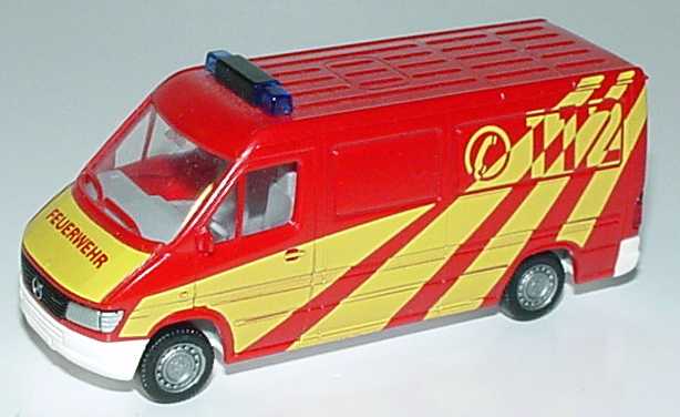 Foto 1:87 Mercedes-Benz Sprinter Kasten Feuerwehr, gelber Druck Wiking 60801
