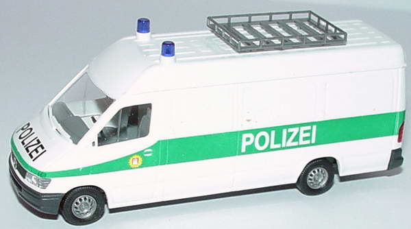 Foto 1:87 Mercedes-Benz Sprinter Kasten Hochdach lang Polizei Hamburg Busch 47812
