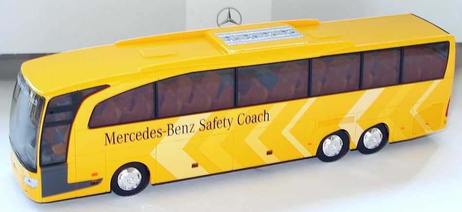 Foto 1:87 Mercedes-Benz Travego M Facelift 2006 3a Mercedes-Benz Safety Coach Werbemodell Rietze B66000775