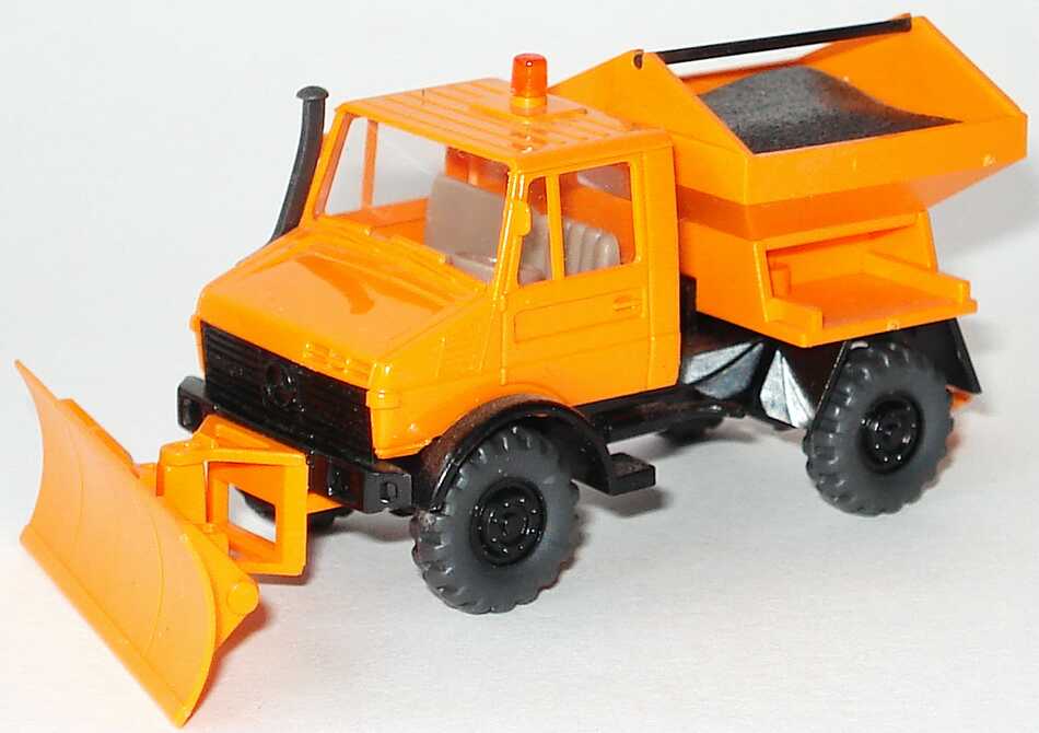 Foto 1:87 Mercedes-Benz Unimog U1300 mit Schneepflug und Streuaufsatz orange Wiking 646