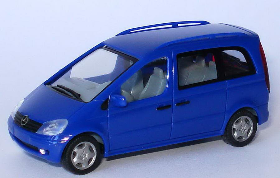 Foto 1:87 Mercedes-Benz Vaneo blau herpa 151672