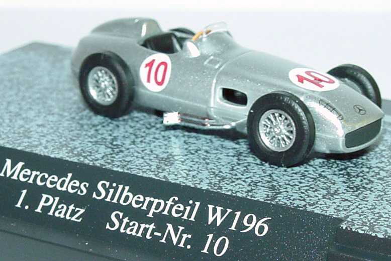 Foto 1:87 Mercedes-Benz W196 Silberpfeil Nr.10, Juan Manuel Fangio (Großer Preis von Belgien, Spa 5.6.1955, 1. Platz) Busch 47005