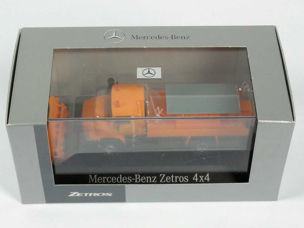 Foto 1:87 Mercedes-Benz Zetros 4x4 Winterdienst kommunal orange Werbemodell Cursor B66005258