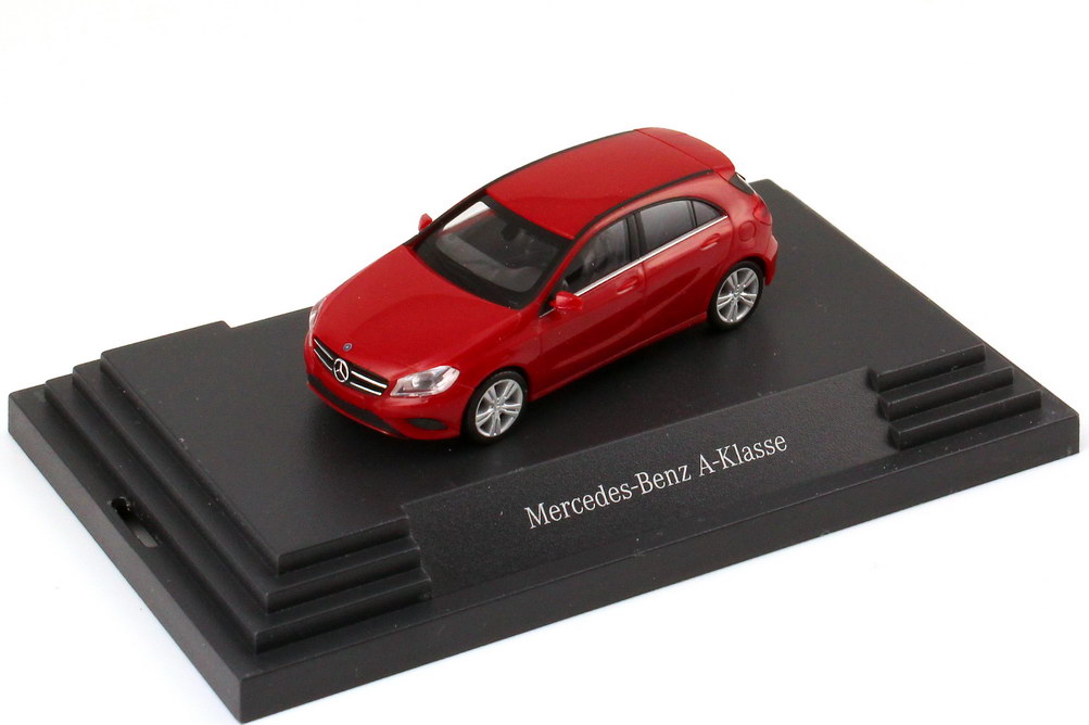 Foto 1:87 Mercedes-Benz A-Klasse 2012 W176 jupiter-rot - Werbemodell - herpa B66960118