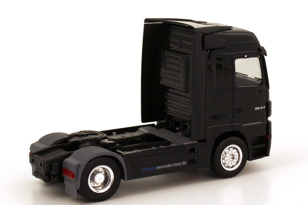 Foto 1:87 Mercedes-Benz Actros LH MP2 Chromline 2a Szgm Fv Cv schwarz Kraftverkehr Torgau herpa Teilvon152235