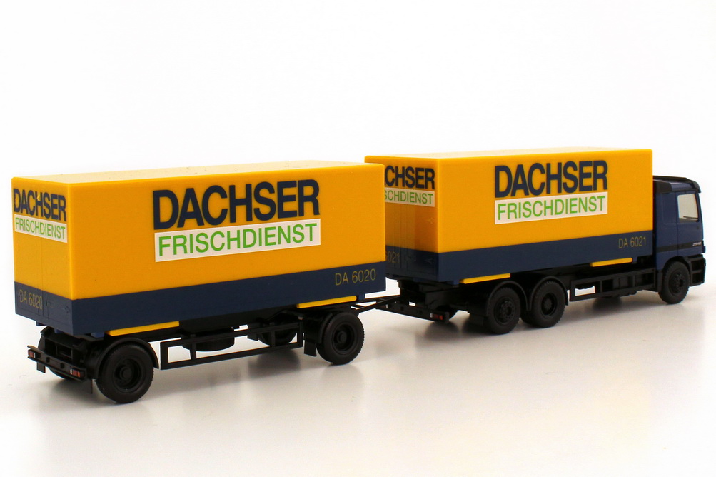 Foto 1:87 Mercedes-Benz Actros L 2540 WKüko-Hgz 3/2 Dachser Frischdienst herpa 145053