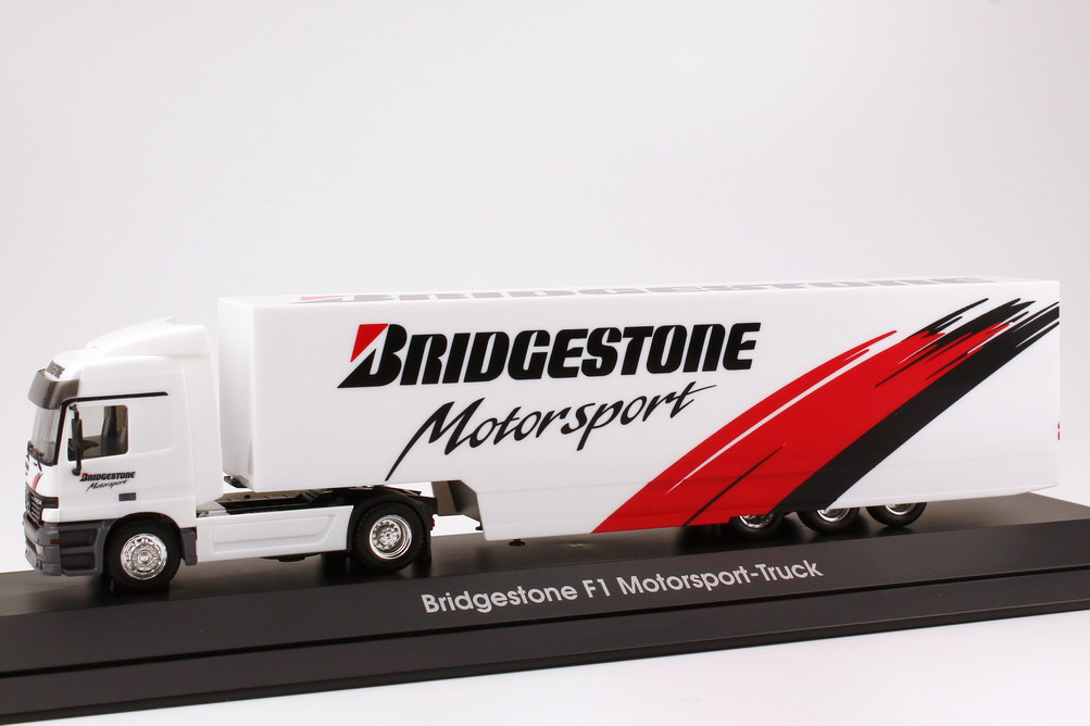 Foto 1:87 Mercedes-Benz Actros L Koffer-Sattelzug Bridgestone F1 Motorsport-Truck - herpa